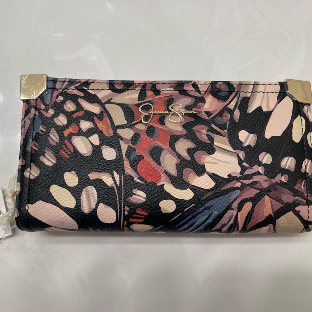 Jessica Simpson wallet